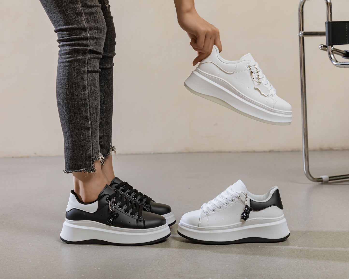 42лв Черен /Бял /Бял c Черен Дамски маратонки size(36-40)xcess-D2349