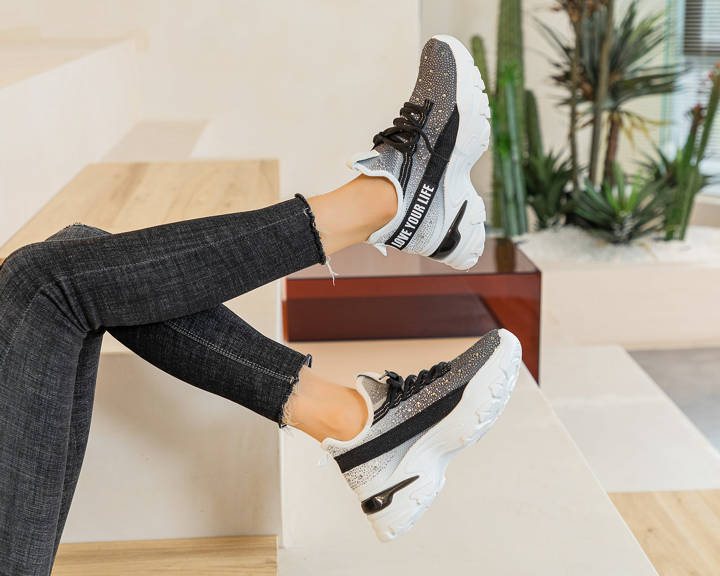 36лв Черен /Бял /Син Дамски маратонки size(36-41)xcess-D2307